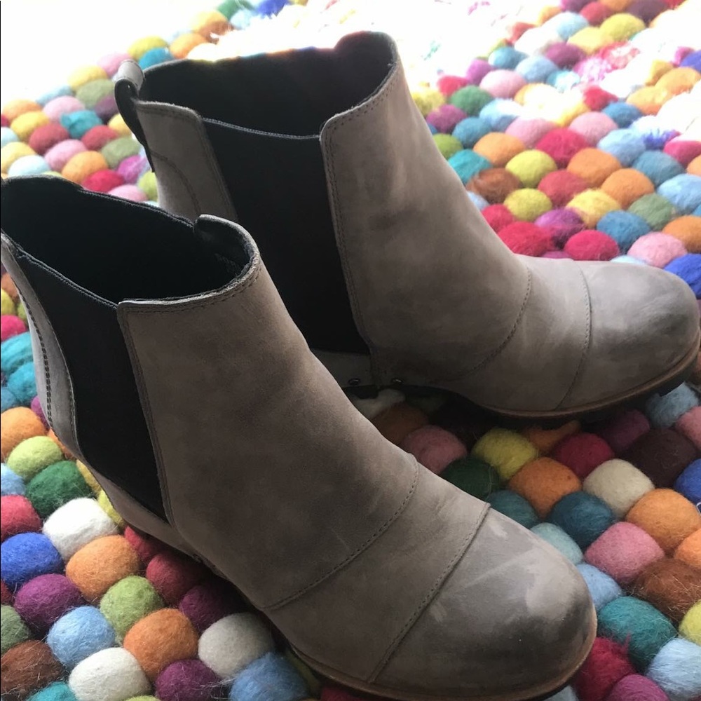 Sorel Lea Wedges Size 8.5